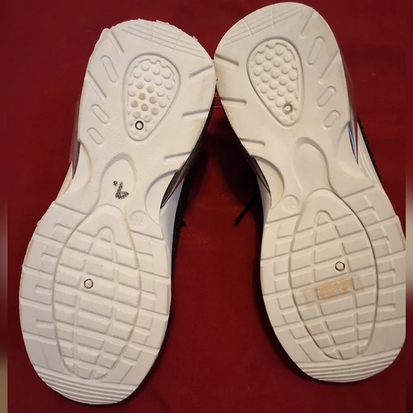 Sport, NWT, 7.5, Woman's Black Embellished Tennis Shoes - Picture 5 of 9